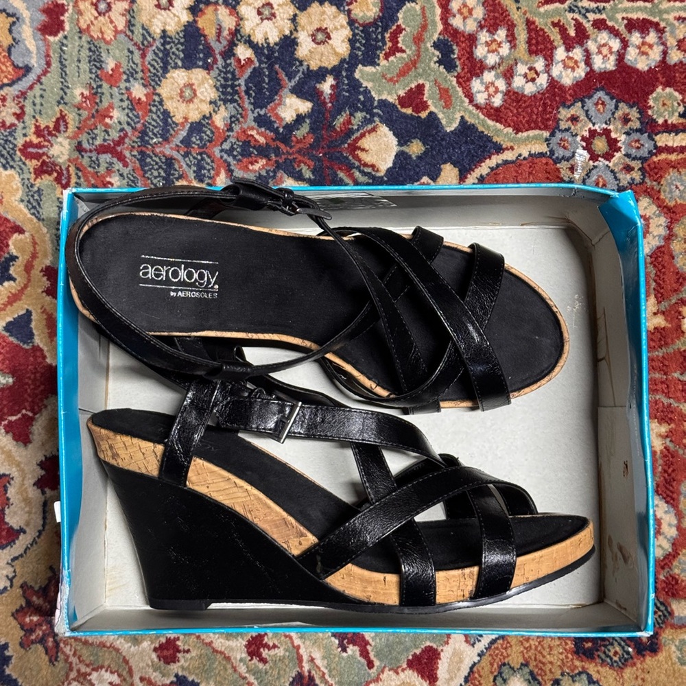 Aerology by Aerosoles Black Wedge Sandals - Size 11